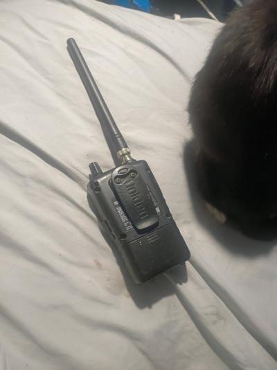 police scanner hand held UNIDEN SCANNER MODEL NUMBER BC125AT - Thumbnail 3