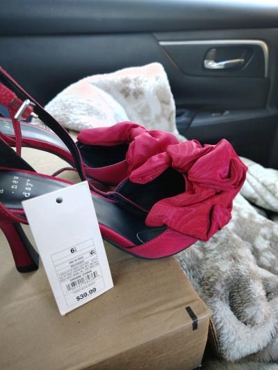 heels - Thumbnail 2