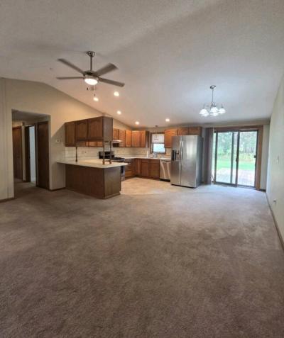 3 bedroom 2 bath house for rent - Thumbnail 3