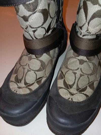 COACH SNOWBOOTS NEVER WORN - Thumbnail 4