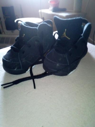 6 pair of quality baby shoes ADIDASJORDAN NIKE CONVERSE size - Thumbnail 3