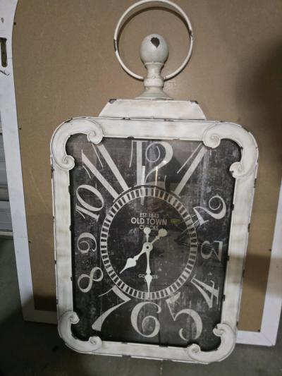 large wall clock