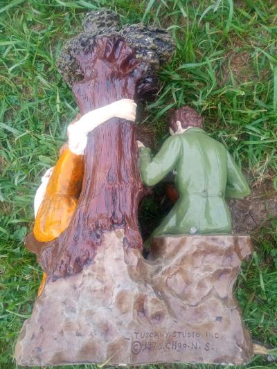 1975 Tuscany Studio 18 inch statue - Thumbnail 2
