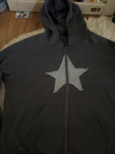 Y2K grey star zip up really soft and comfy
