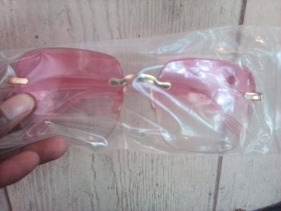 Pinkious Shade Glass