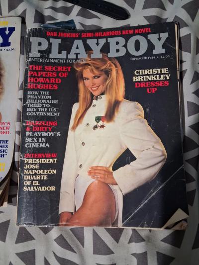 Vintage Playboy Magazine Collection - Thumbnail 3