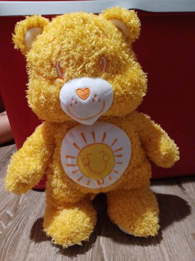 Care Bear Yellow Plush Backpack - Thumbnail 2