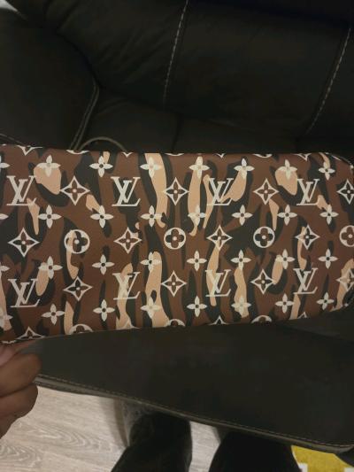 Large tote bag with letters L and V - Thumbnail 3