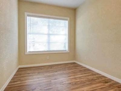 Spacious 1BR 1BA Apartment Your Dream Space Awaits - Thumbnail 2