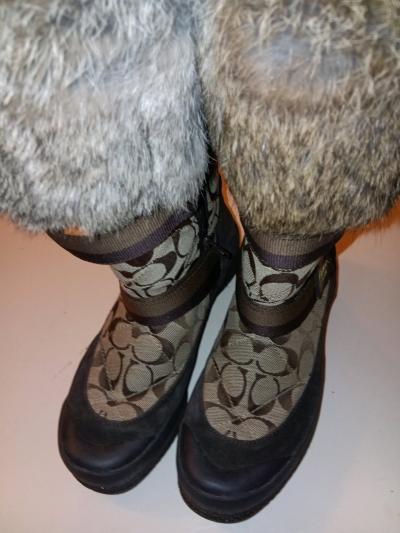 COACH SNOWBOOTS NEVER WORN - Thumbnail 5