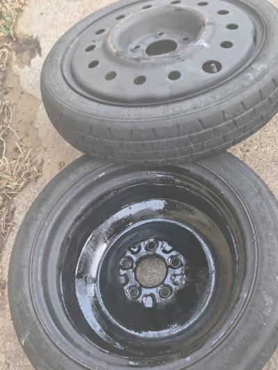 5 lug 16 rim donut tire