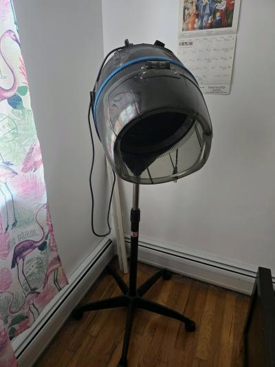 Hairdryer for women and adjustable