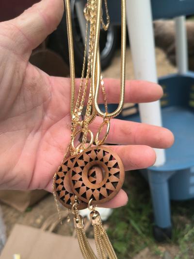 LOT of 50 NWT Jewelry - Thumbnail 2