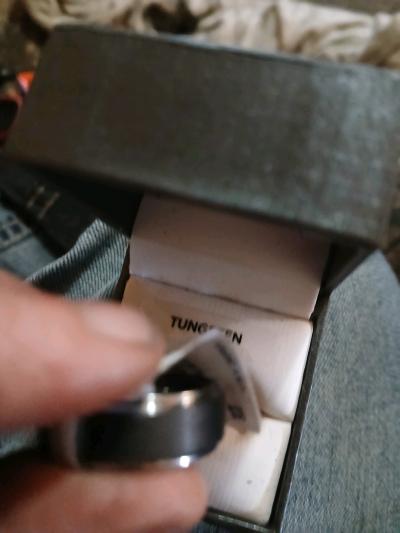 mens size 10 ring brand new had for 2 yrs - Thumbnail 4