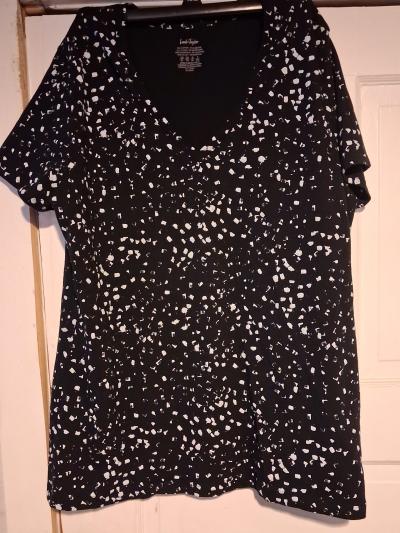 Womans XL black dress shirt lord and Taylors