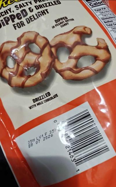 Chocolate Pretzel Snacks - Thumbnail 3