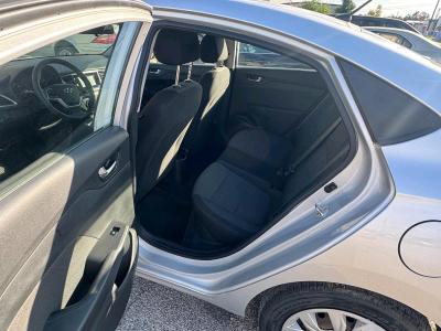 2019 Hyundai Accent Sedan Excellent Conditions - Thumbnail 7