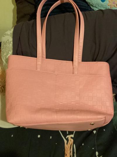 New Large London Fog Pink Leather Purse with original price. - Thumbnail 2