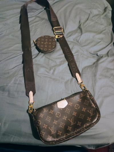 Louis Vuitton purse - Thumbnail 6