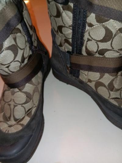 COACH SNOWBOOTS NEVER WORN - Thumbnail 3