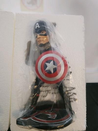 NECA Age of Ultron Capitan America Bobble Heade Figure - Thumbnail 4
