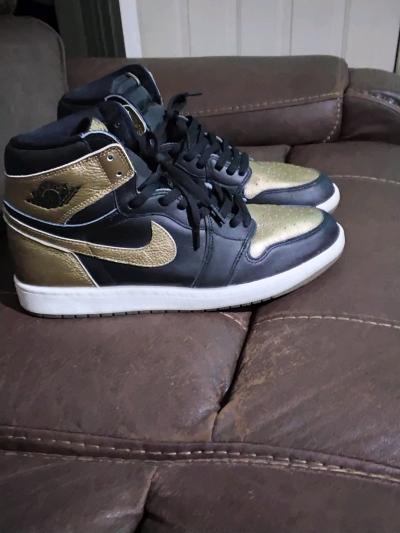 Jordan 1 OG only been worn twice very clean