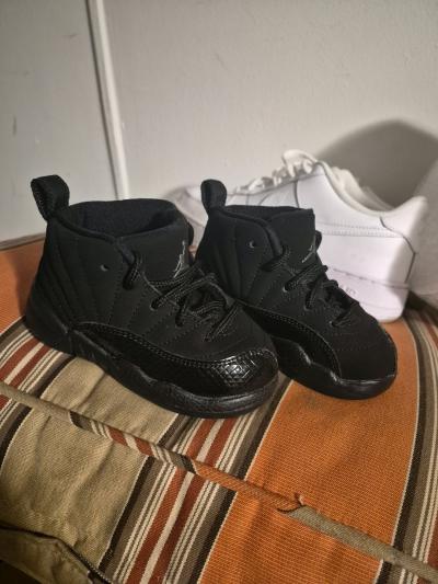 Air Jordan 12 Retro Toddler Sneakers  Black - Thumbnail 4