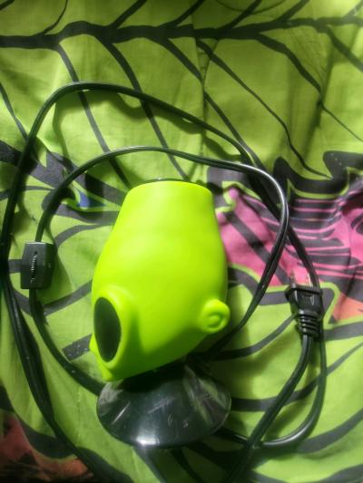 Rhode Island Novelty 13 Inch Alien Head Wax Motion Lamp - Thumbnail 5