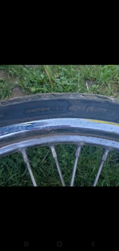 Dunlop 40 spoke harley tire - Thumbnail 4