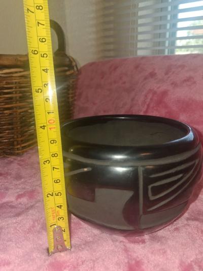 Vintage Santa Clara Pueblo Blackware Pottery Bowl  HandCarve - Thumbnail 6