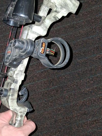 barrnett hunters extreme compact compound bow - Thumbnail 4