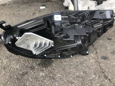 Tesla Y Tesla S headlights like new condition - Thumbnail 2