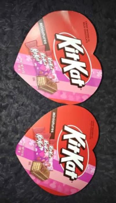 2x KitKat Gift Hearts