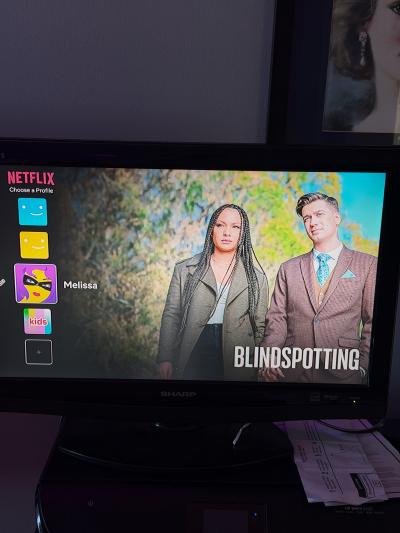 sharp aquios 22 inch tv - Thumbnail 6