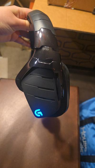 Logitech G933 Artemis Spectrum Wireless RGB Gaming Headset - Thumbnail 4