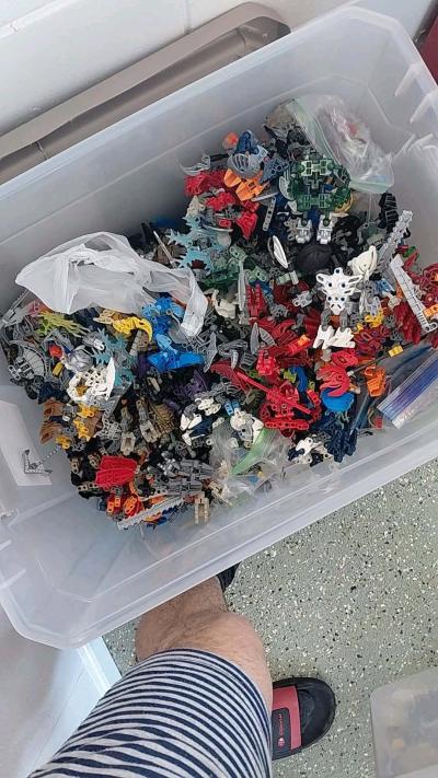 Transformers and Lego Bionicle figures - Thumbnail 9