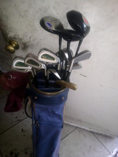 st Andrews golf bag and clubs - Thumbnail 2