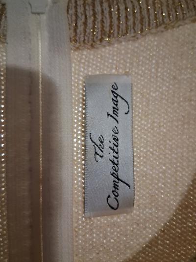 Dress of The Year  75 percent off   Never Worn - Thumbnail 9