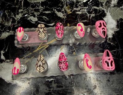 custom hand painted press on nails - Thumbnail 9