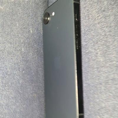 Apple IPhone 16e 128gb black New used for 3 days - Thumbnail 3