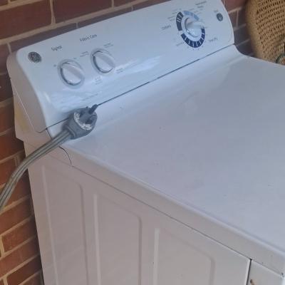 Used dryer in good condition available - Thumbnail 2