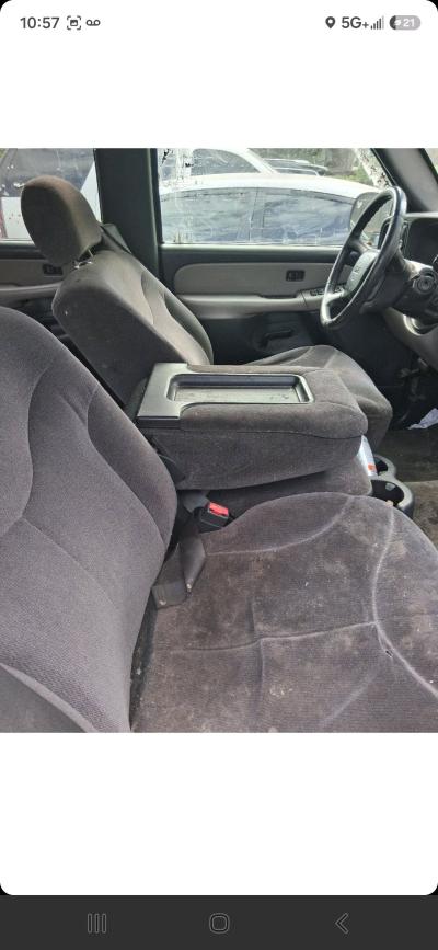 GMC Yukon 2002 8 SEATS runs and drives - Thumbnail 4