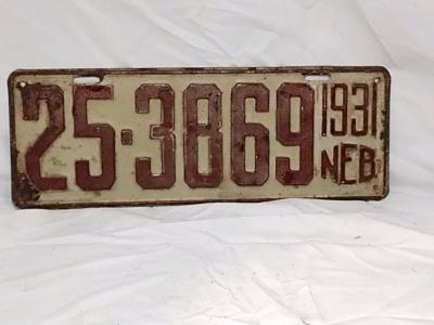VARIOUS VINTAGE STATE LICENSE PLATES