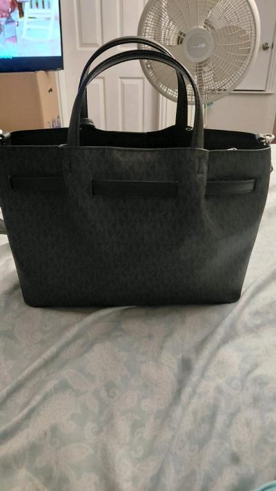 Michael kors purse - Thumbnail 4