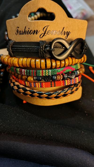 Beautiful Love Bracelets - Thumbnail 3