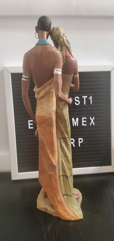 African Family Decorative Figurine - Thumbnail 3