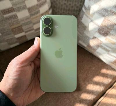 Apple iPhone 17 unlocked - Thumbnail 4