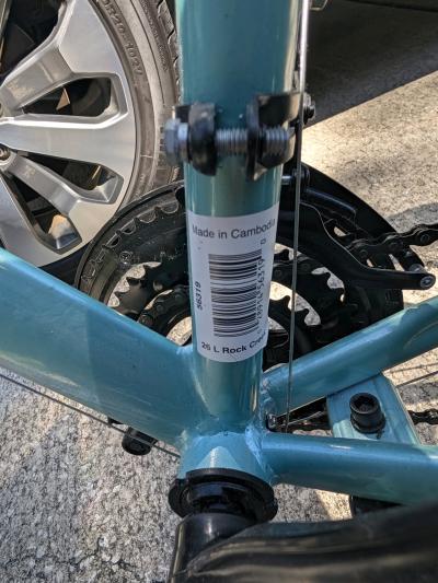 teal Huffy Rock Creek mountain bike - Thumbnail 3