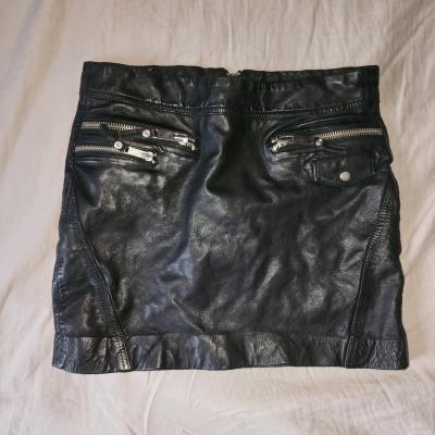 genuine leather skirt MNG brand