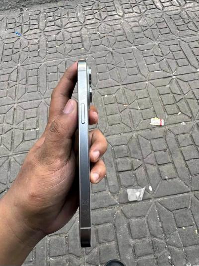 Apple iPhone 15pro max unlocked - Thumbnail 4